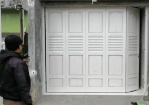 pintu garasi henderson 7